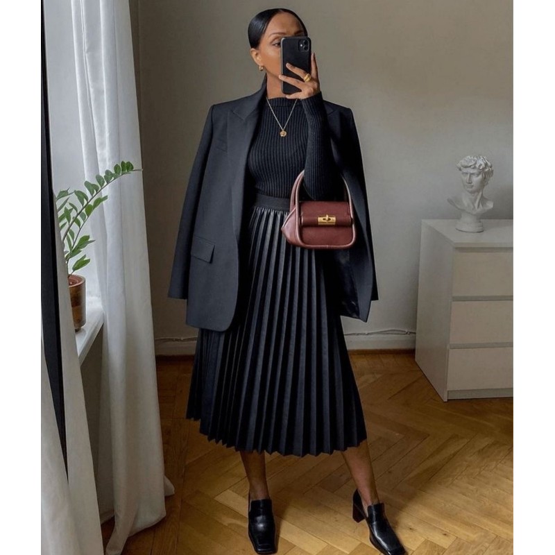 Pleated leather skirt One size